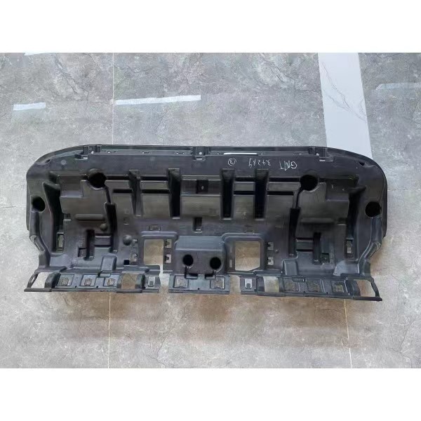 發(fā)動機擋泥板模具3